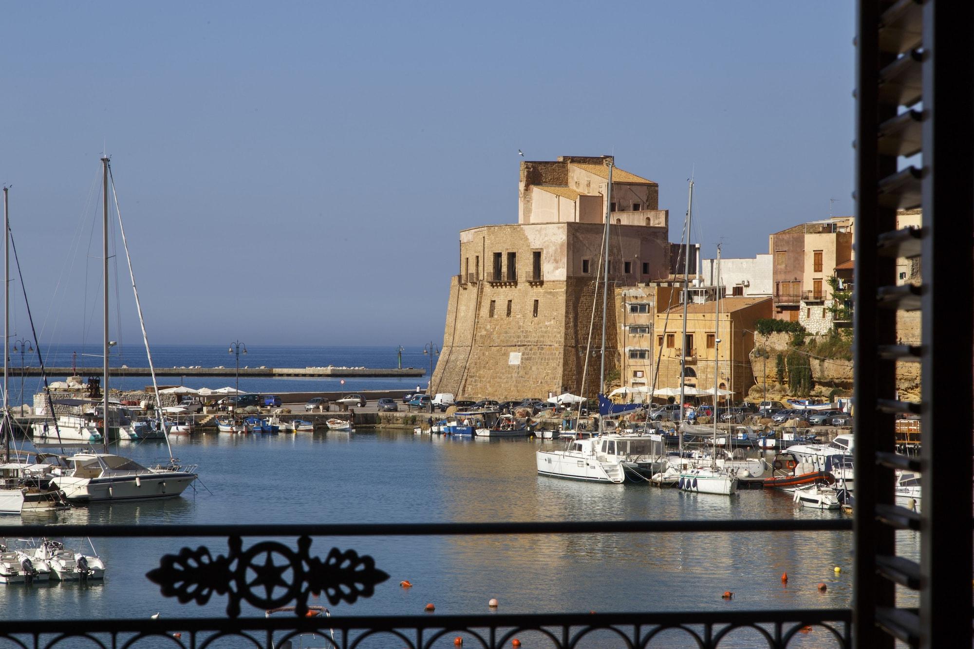 Hotel Cala Marina Castellammare del Golfo Exterior foto