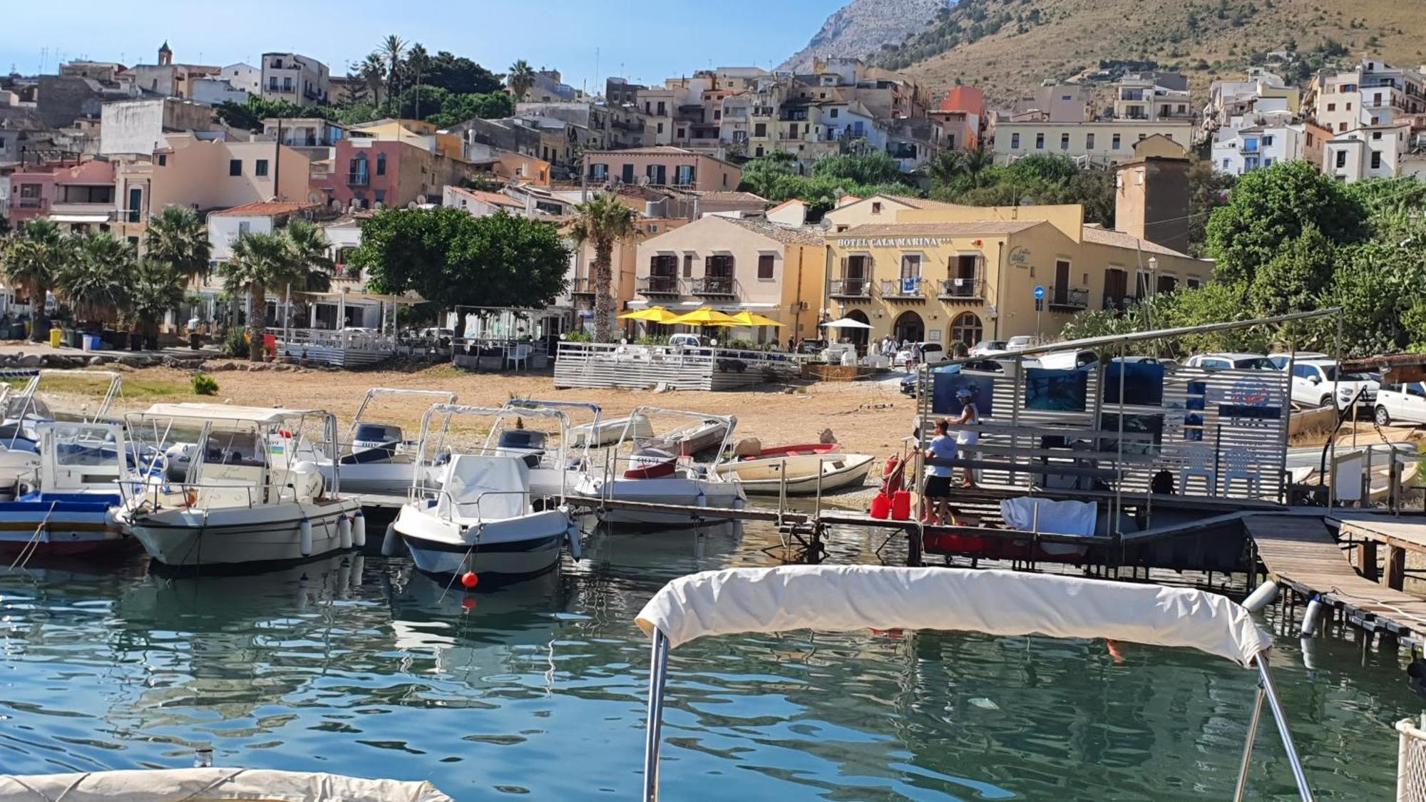 Hotel Cala Marina Castellammare del Golfo Exterior foto